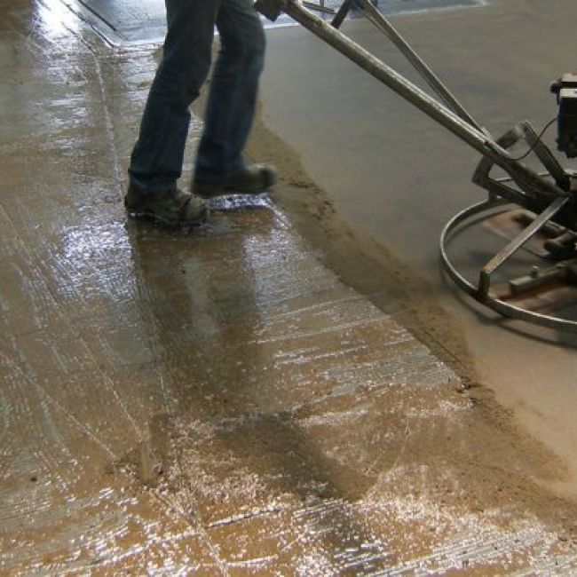 Pavimentos de resina mortero seco en Valladolid